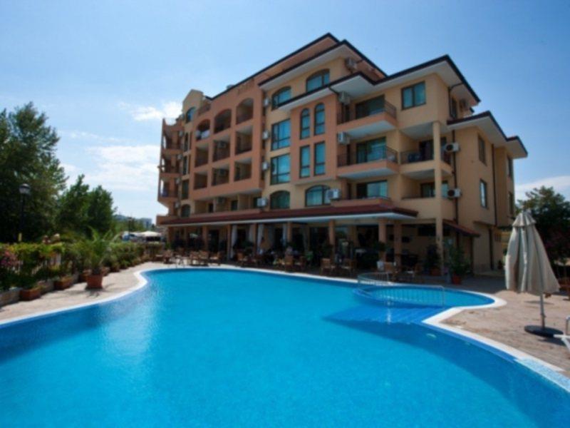 Golden Beach Aparthotel Sunny Beach Exterior photo